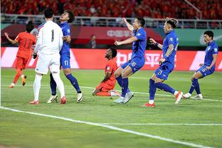 6队提前2轮晋级18强赛&2027亚洲杯正赛，国足下轮胜泰国提前出线